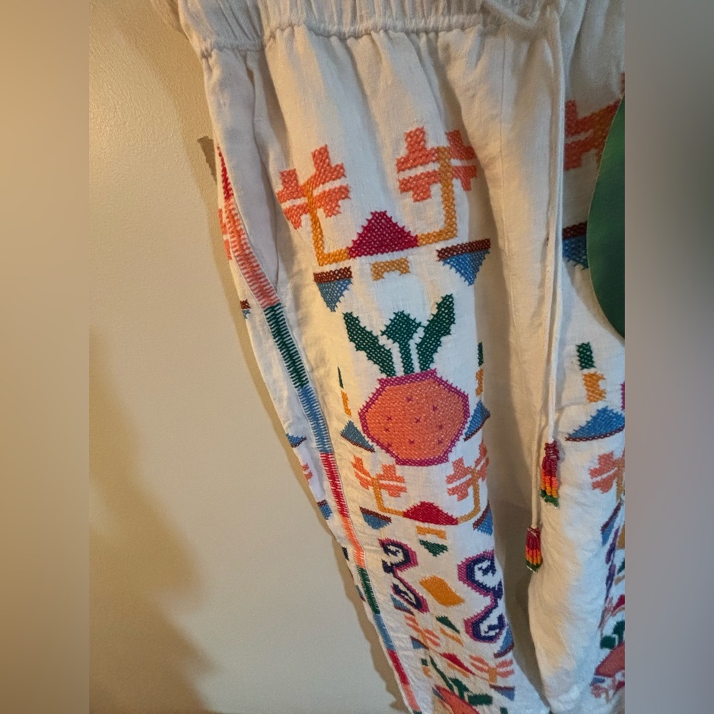 Farm Rio Pants - Picture 2 of 5